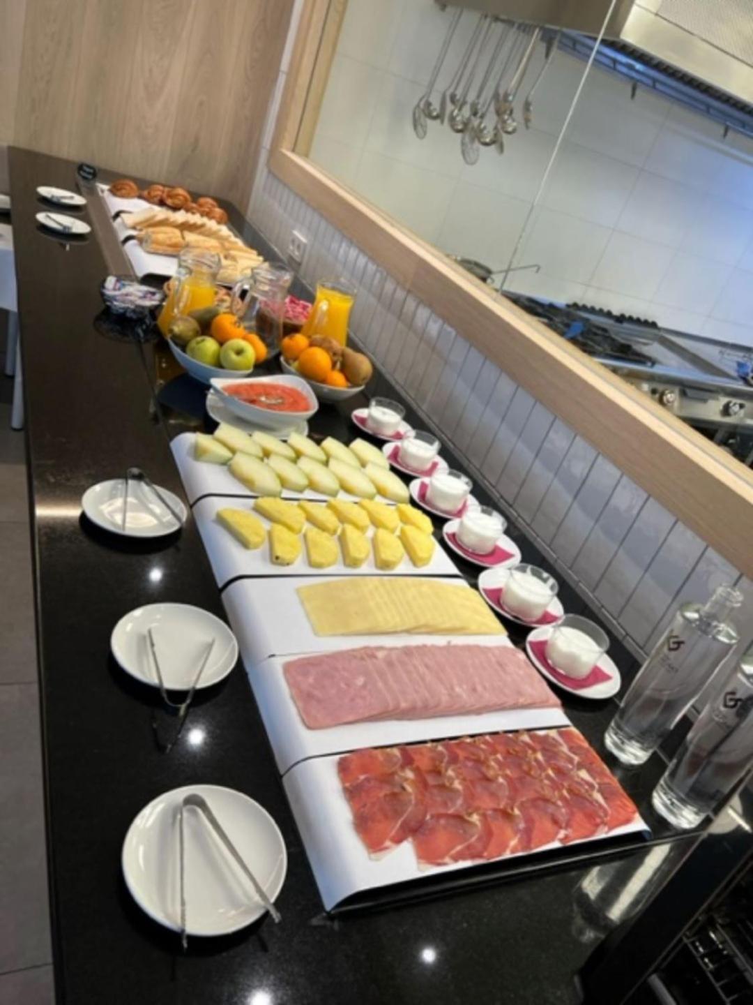 Iraipe Logrono Hotel Eksteriør bilde
